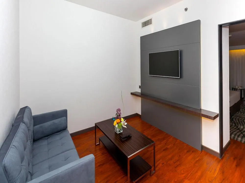 **** Hotel Howard Johnson Plaza By Wyndham Dubai Deira United Arab Emirates