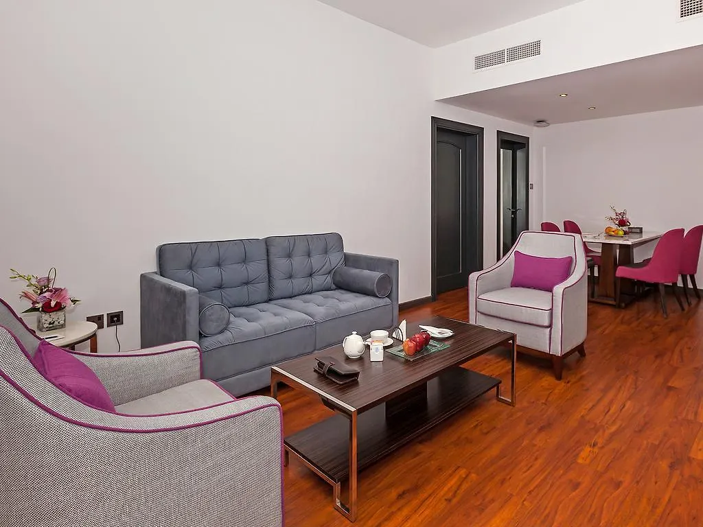 Howard Johnson Plaza By Wyndham Dubai Deira Hotel