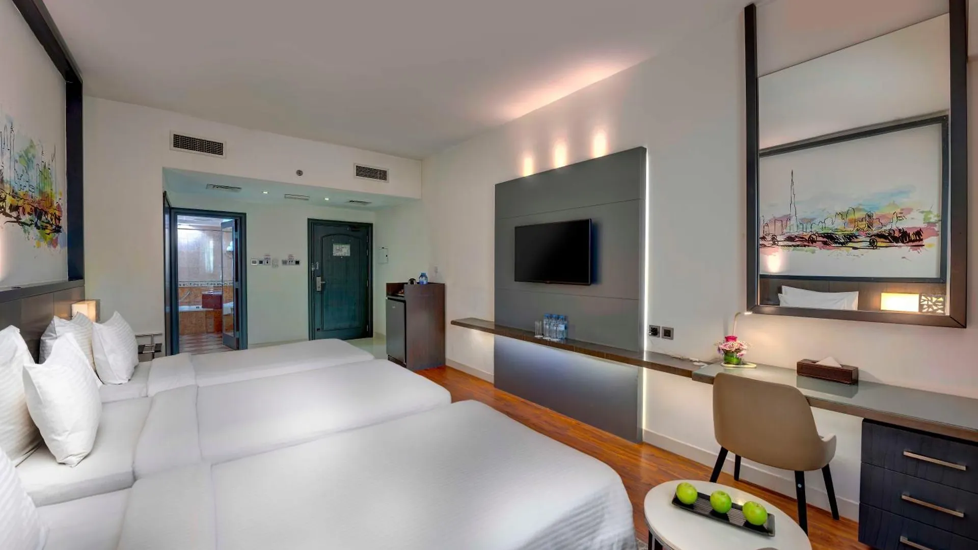 Hotel Howard Johnson Plaza By Wyndham Dubai Deira