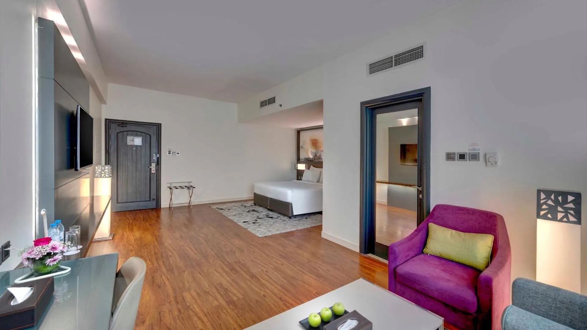 Howard Johnson Plaza By Wyndham Dubai Deira United Arab Emirates