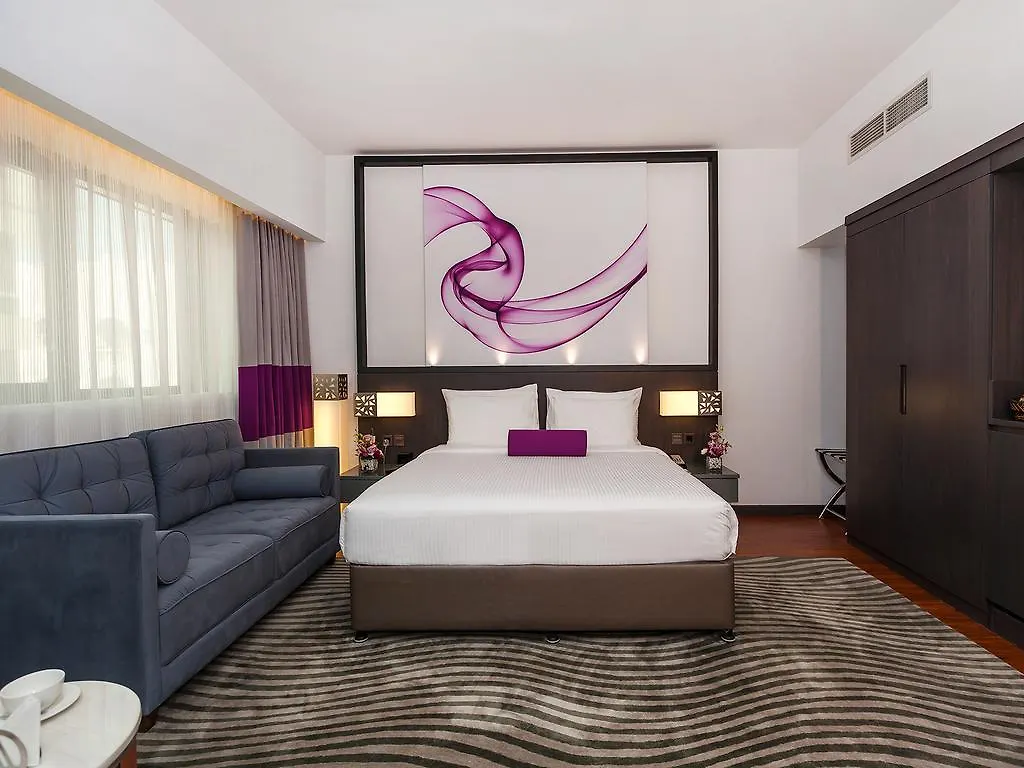 Howard Johnson Plaza By Wyndham Dubai Deira 4*,  United Arab Emirates